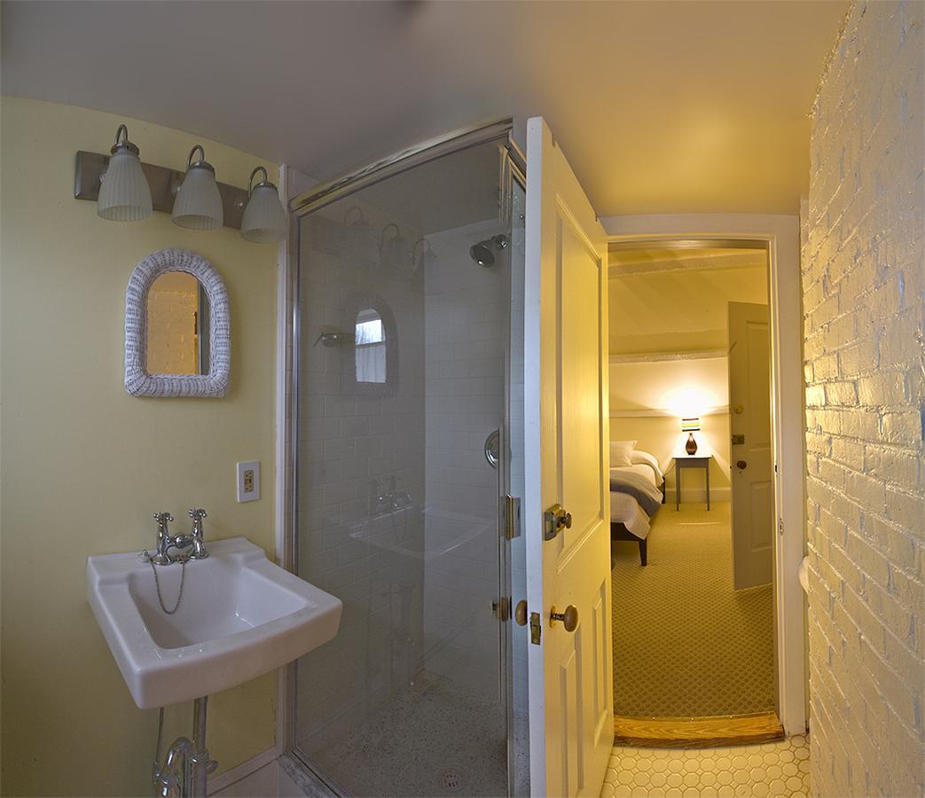 Barncastle Hotel Blue Hill ภายนอก รูปภาพ